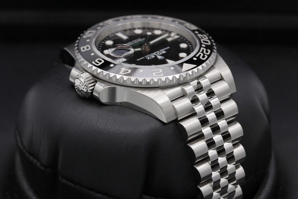 Rolex GMT Master II 126710 GRNR Image 4